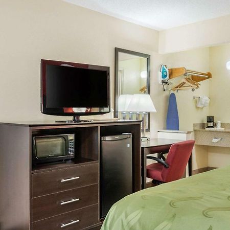 Quality Inn & Suites Lexington Luaran gambar