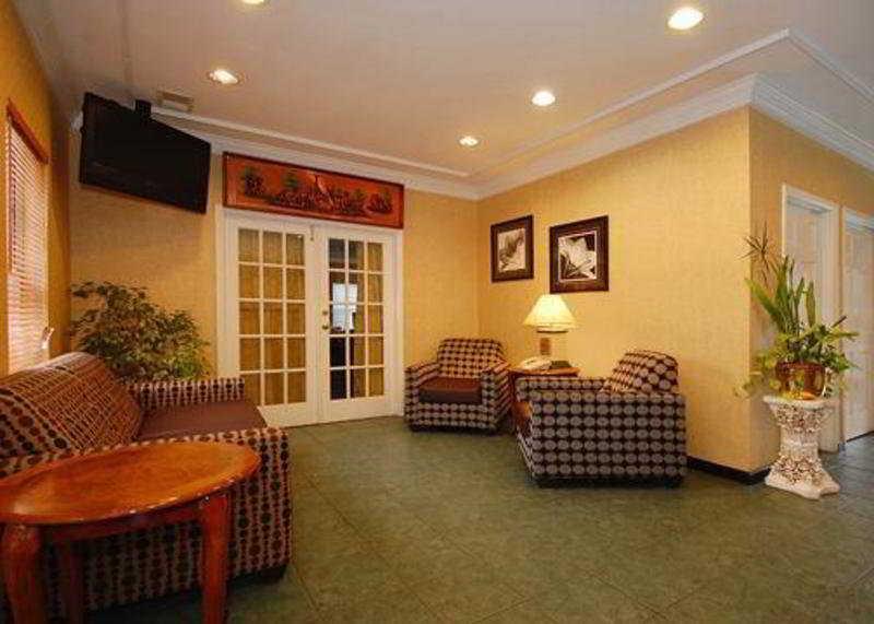 Quality Inn & Suites Lexington Dalaman gambar