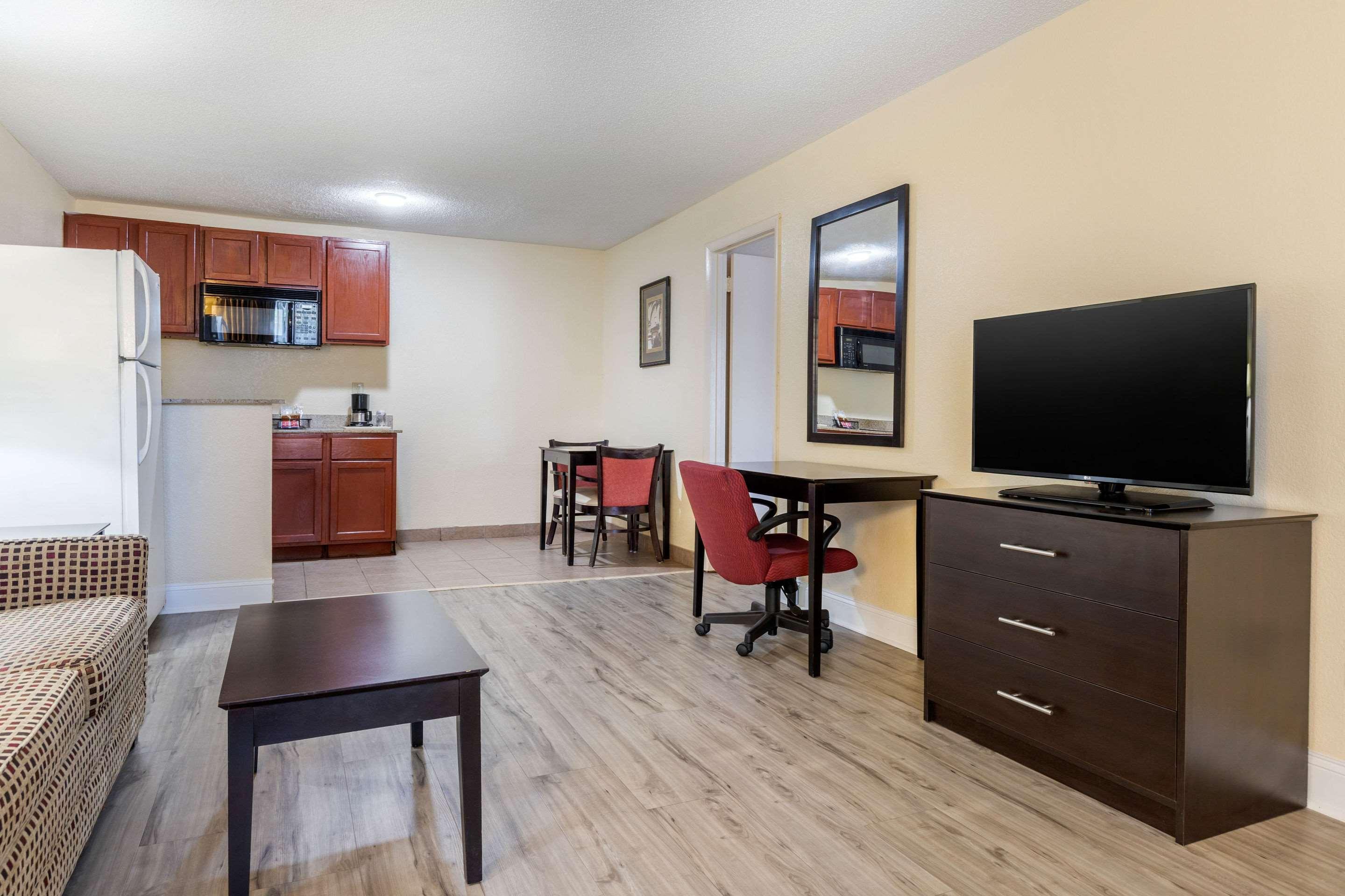 Quality Inn & Suites Lexington Luaran gambar