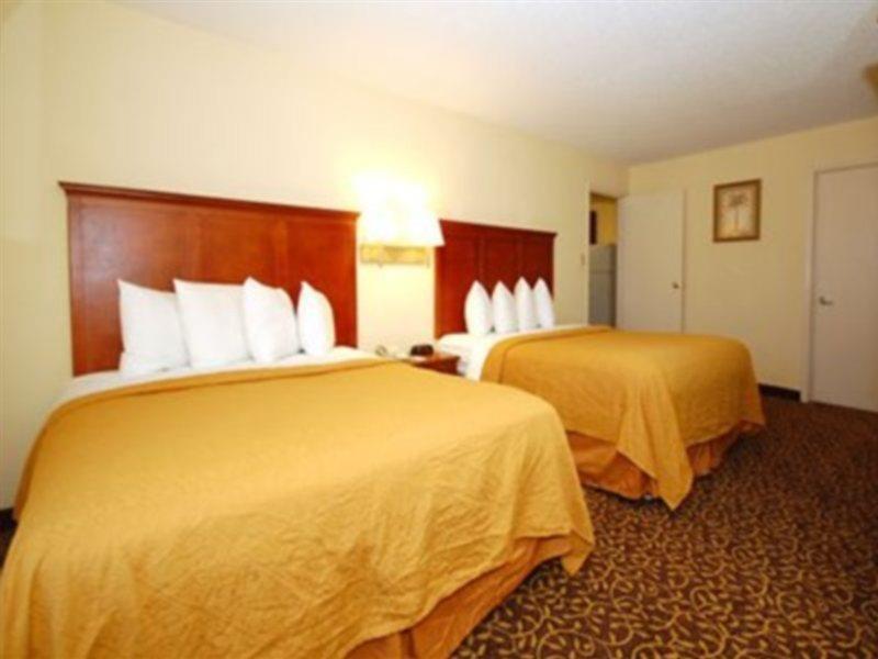 Quality Inn & Suites Lexington Bilik gambar